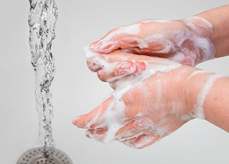 Prácticas de higiene personal que deben reforzarse para evitar la propagación de COVID-19