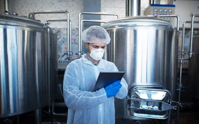 Importancia de vigilar la salud de los manejadores de alimentos